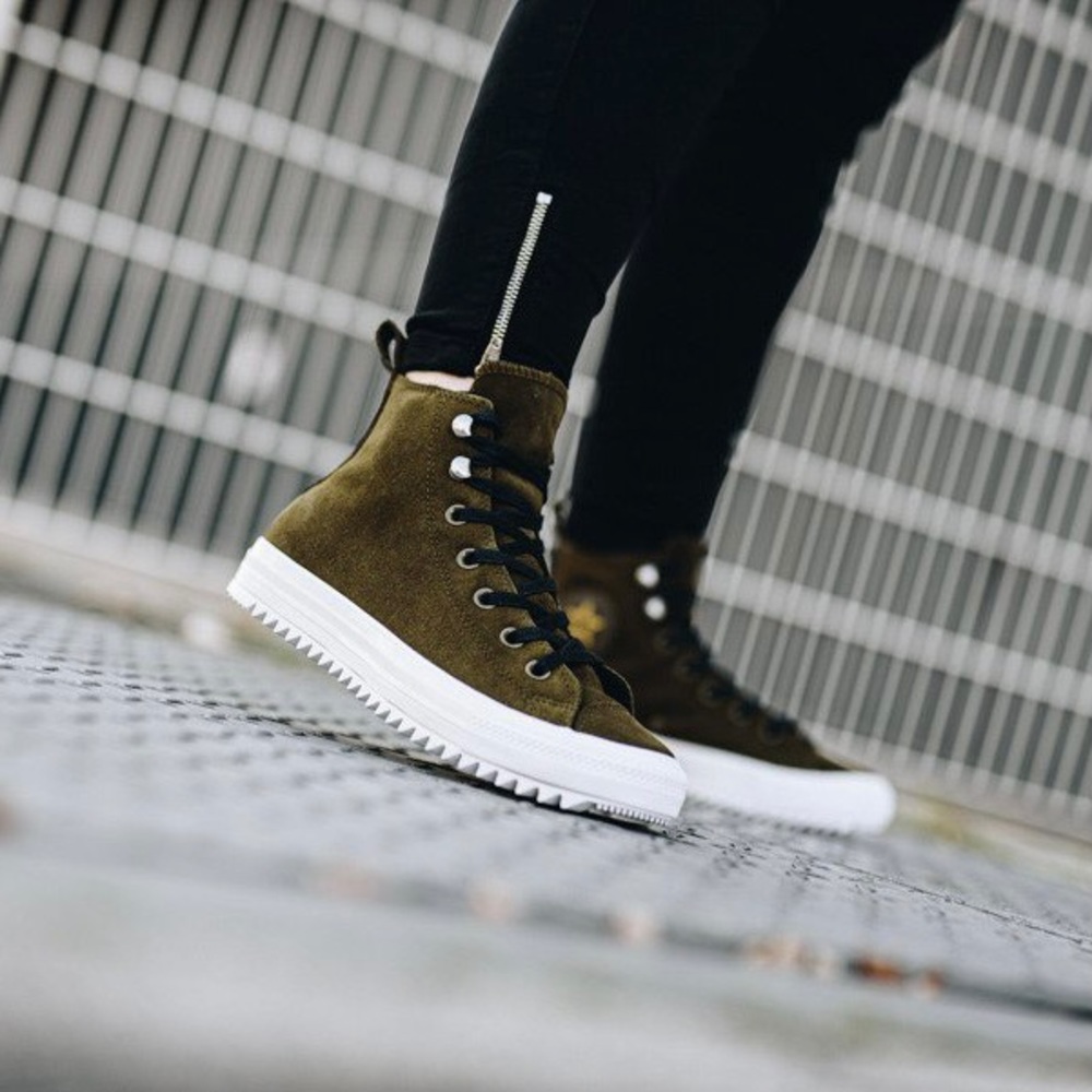 ♥️Converse Chuck Taylor All Star Hiker Hi